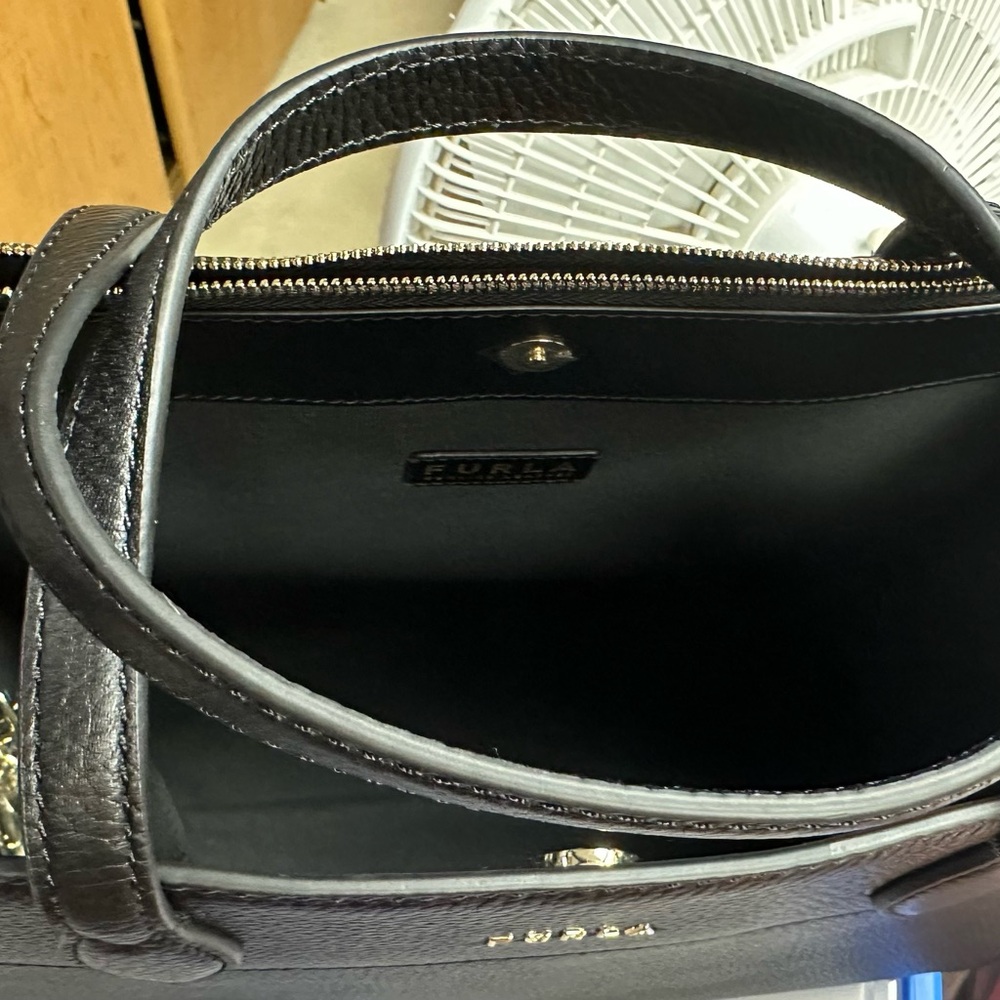 Furla - Picture 2 of 4